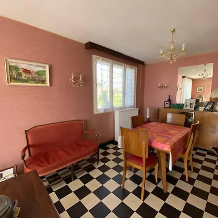 La Maison D'enfance Holiday home *